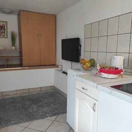 Studio Apartment Petrov Sibenik Exterior photo