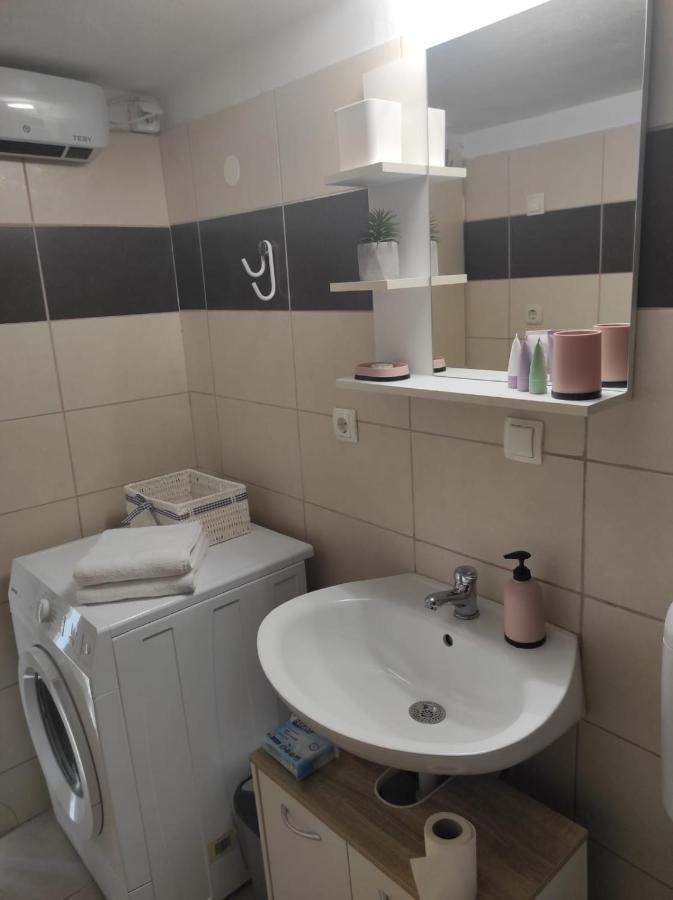 Studio Apartment Petrov Sibenik Exterior photo