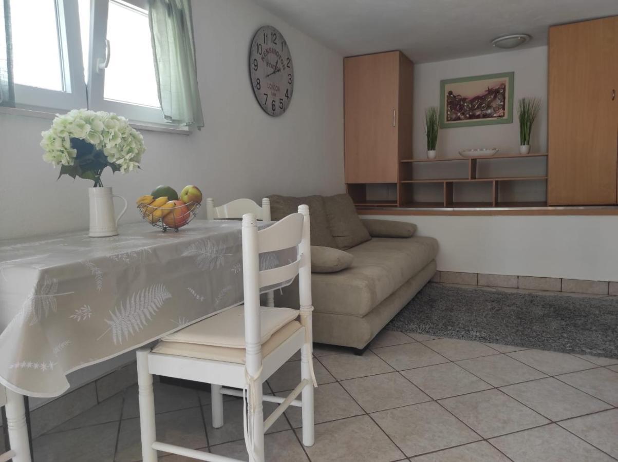 Studio Apartment Petrov Sibenik Exterior photo